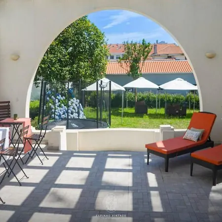 Guest house Espinho Vintage - De Charme 3*