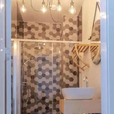 Vintage - De Charme Konukevi Espinho (Aveiro)